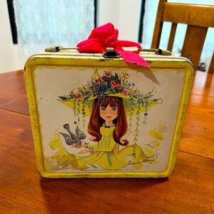Vintage 1966 JUNIOR MISS Yellow Metal Lunchbox – Aladdin Industries
